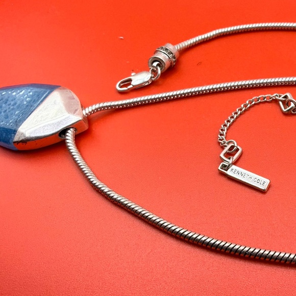 Kenneth Cole Necklace - Picture 3 of 4